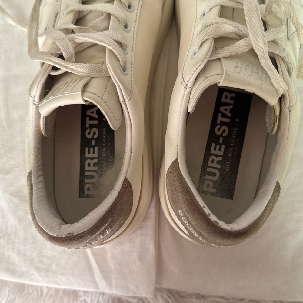 Golden Goose Women's White Pure Star Vegan Low-Top Sneaker - Picture 10 of 15